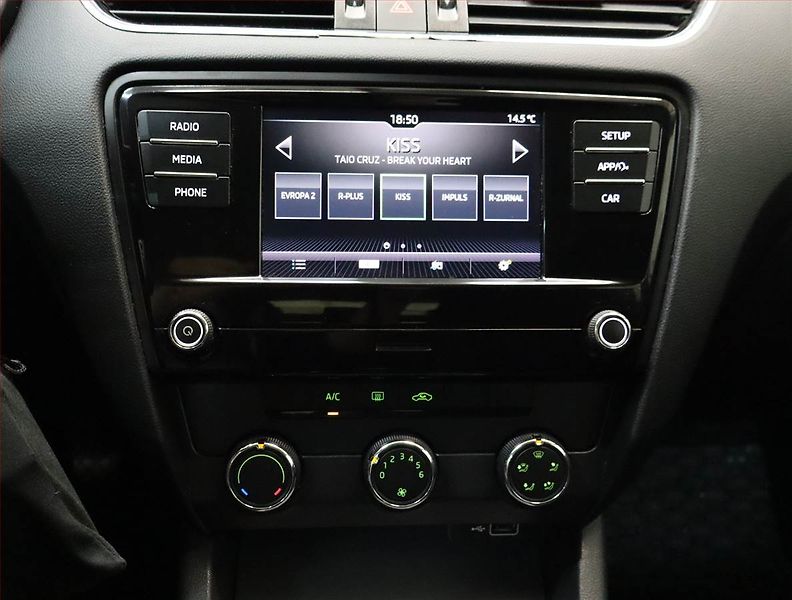 Škoda Octavia (2019) Ambition 2.0 TDI, Tempomat - fotka 13 z 18