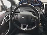 Peugeot 2008 (2016) Allure 1.2 PureTech, Automat - náhled 18