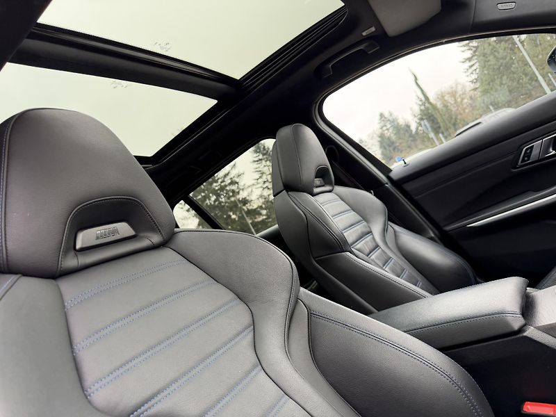 BMW Řada 3 (2023) M340i 275kW XDRIVE HUD PANORAM - fotka 35 z 53