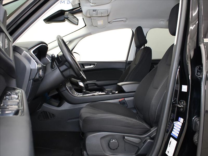 Ford S-MAX 2,0 TDCi 110kW Titanium Tažné - fotka 7 z 17