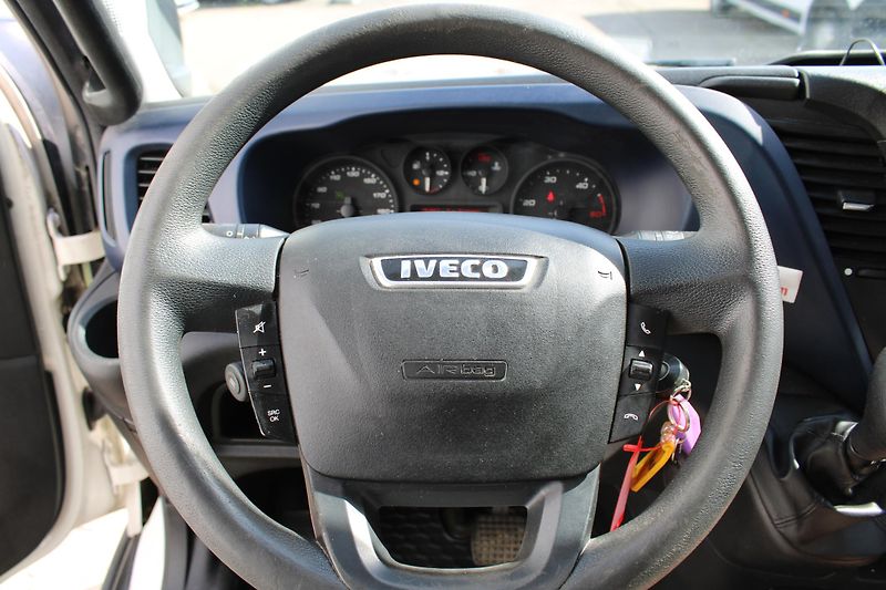 Iveco Daily 72C210 3,0 Hi-Matic Mrazák- 30 - fotka 12 z 26