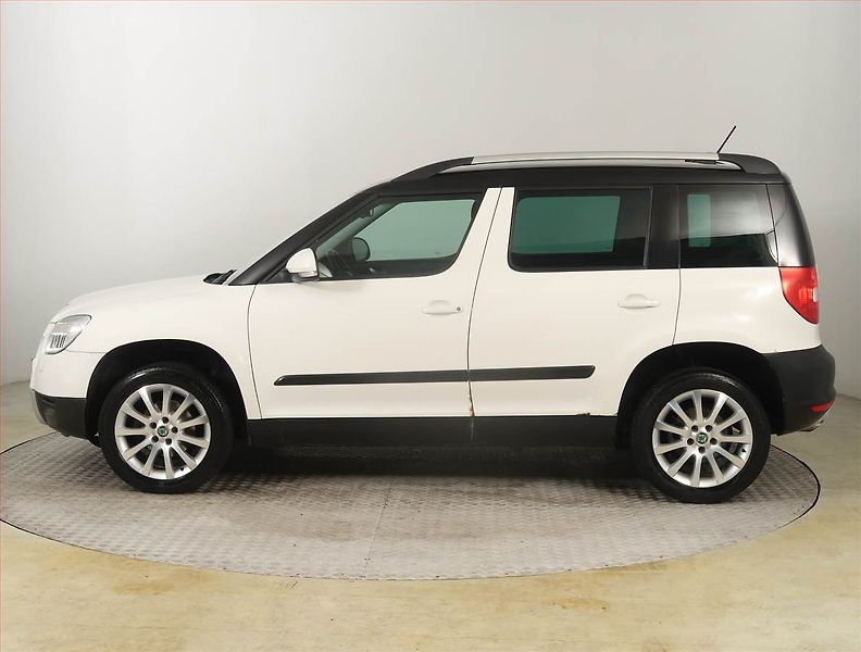 Škoda Yeti (2011) Ambition 1.4 TSI, Serv.kniha - fotka 3 z 21