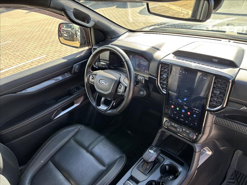 Ford Ranger 3,0 EcoBlue 177kW V6 Wildtrak - fotka 21 z 43