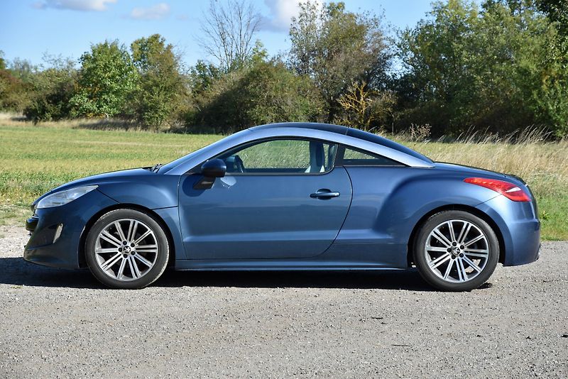 Peugeot RCZ 1.6 T,KŮŽE,VÝHŘEV,TEMP,DKLIMA - fotka 2 z 39