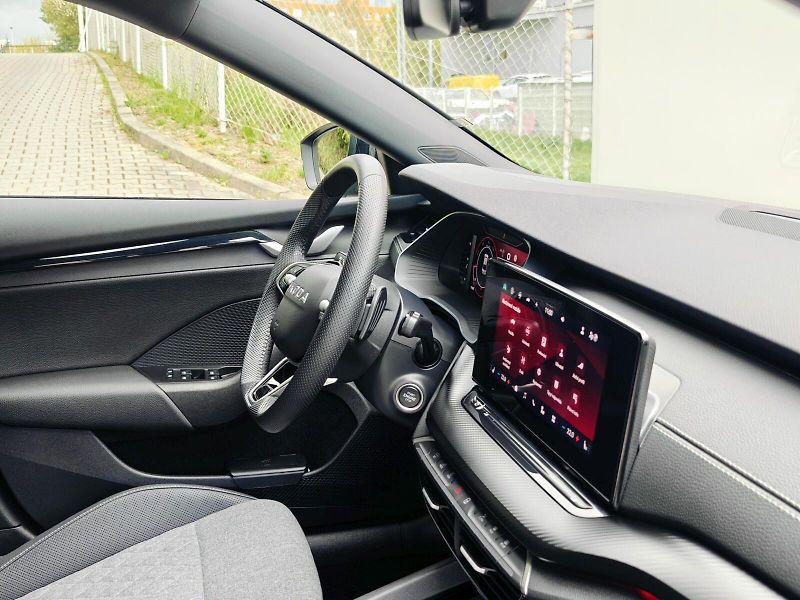 Škoda Octavia (2025) 2,0 TDI 110 kW Sportline DSG - fotka 21 z 42