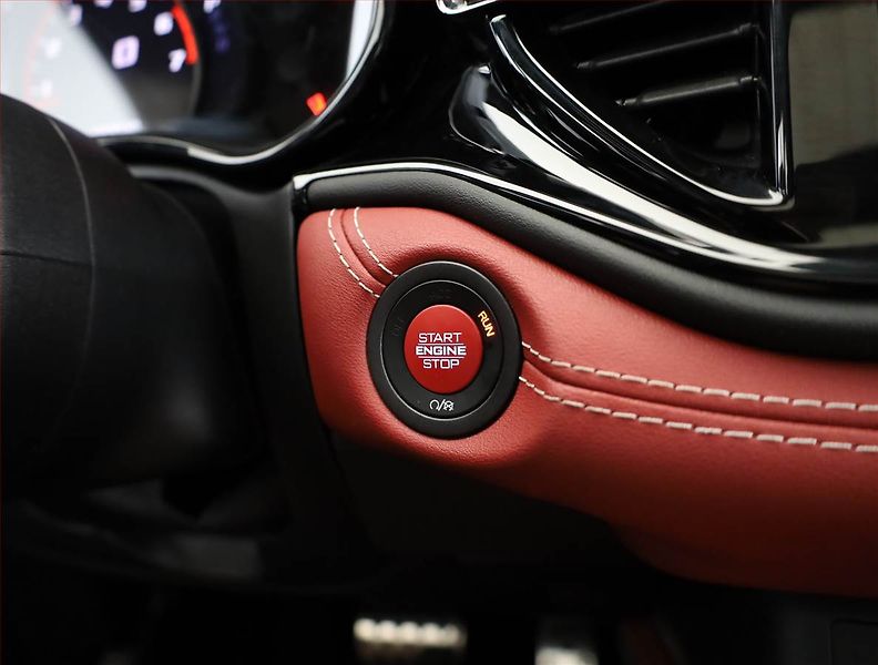 Dodge Durango (2021) 6.4 V8 SRT AWD - fotka 19 z 22