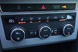 Seat Leon (2019) Xcellence 2.0 TDI, Automat - náhled 16