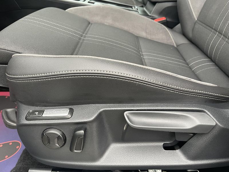 Volkswagen Passat Variant 2.0TDi Alltrack DSG 4x4 DPH ČR - fotka 21 z 42