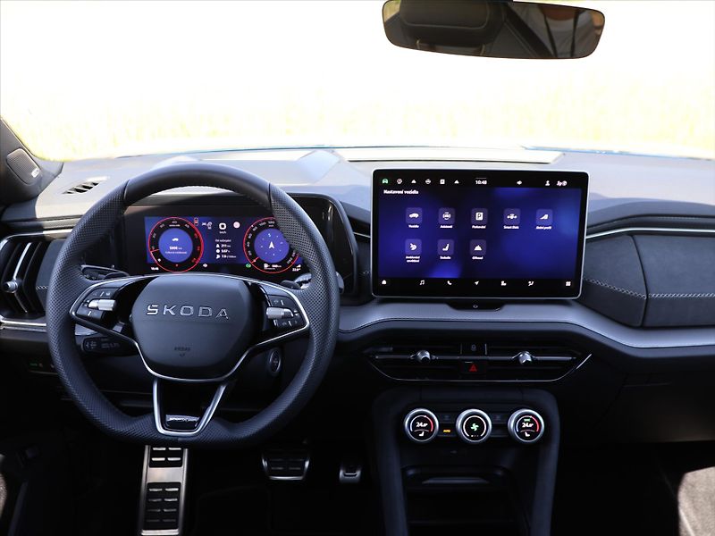 Škoda Kodiaq 2,0 TDI DSG 4x4 Sportline DPH - fotka 25 z 34