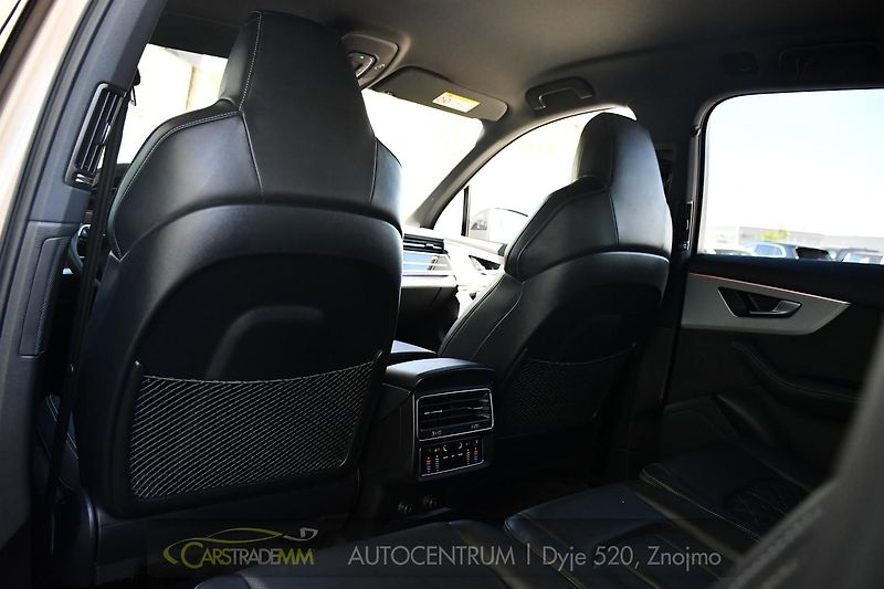 Audi SQ7 4.0TFSI V8 FACELIFT MATRIX - fotka 19 z 61