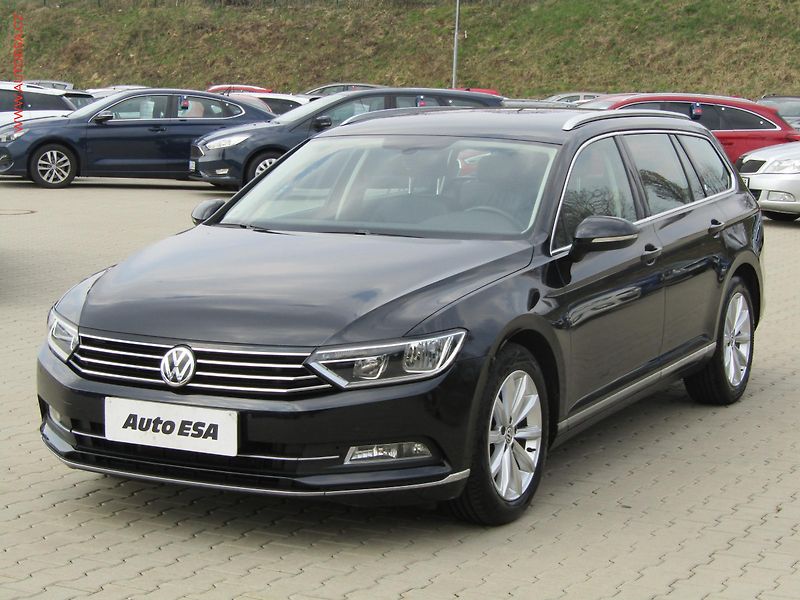 Volkswagen Passat (2017) 2.0 TDi, ČR - fotka 3 z 20