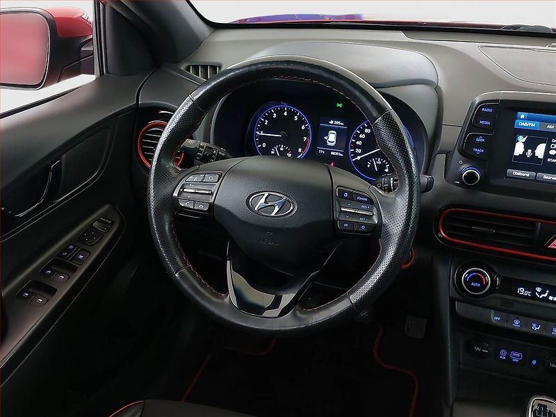 Hyundai Kona (2018) 1.0 T-GDI, Serv.kniha, Kůže - fotka 19 z 24