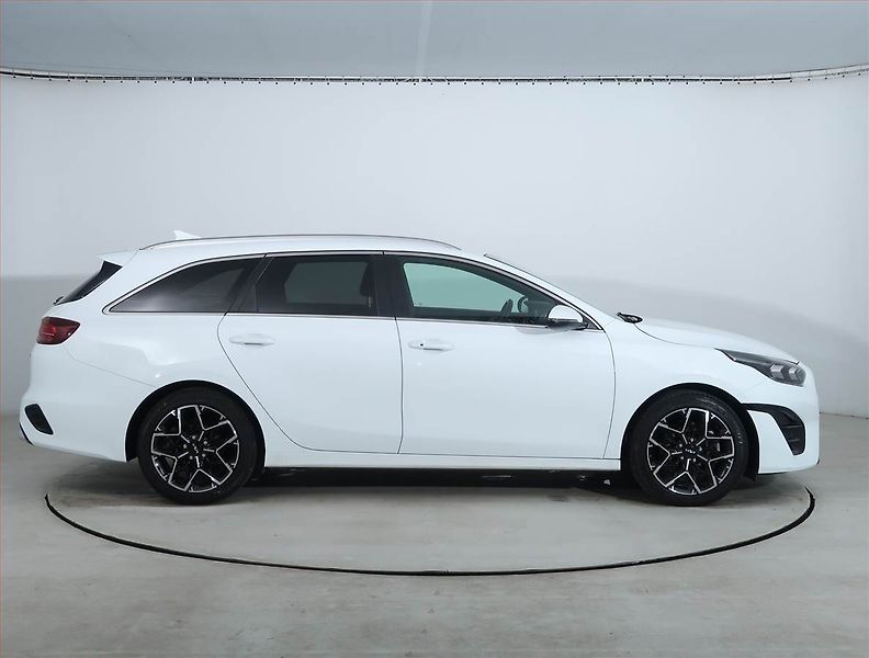 Opel Crossland X (2021) 1.2, LPG, ČR,1.maj, Tempomat - fotka 6 z 17