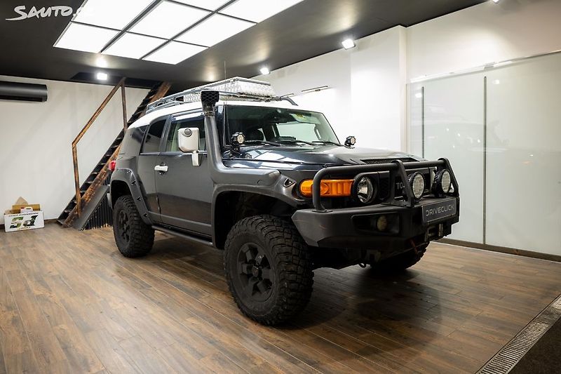 Toyota FJ (2007) 4.0 183 kW - úpravy v TP - fotka 3 z 27
