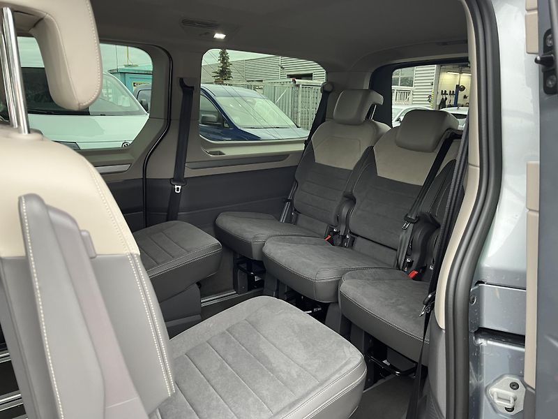 Volkswagen Multivan LONG 2.0TDI LIFE 7DSG 110kW - fotka 19 z 24