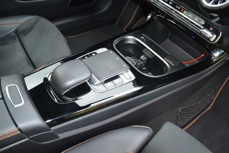 Mercedes-Benz CLA 180 d Edition 1 AMG - fotka 26 z 56