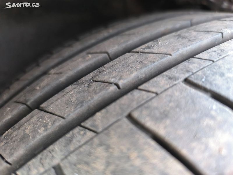 Volkswagen Golf Plus 2.0TDI,KRÁSNÝ,VÝBAVA,135KM - fotka 25 z 25
