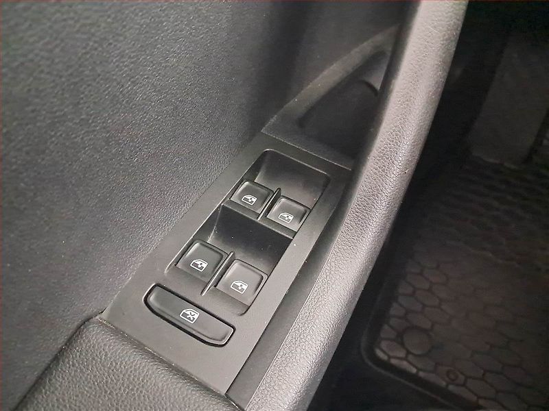 Škoda Octavia (2018) Ambition Plus 1.6 TDI - fotka 14 z 14
