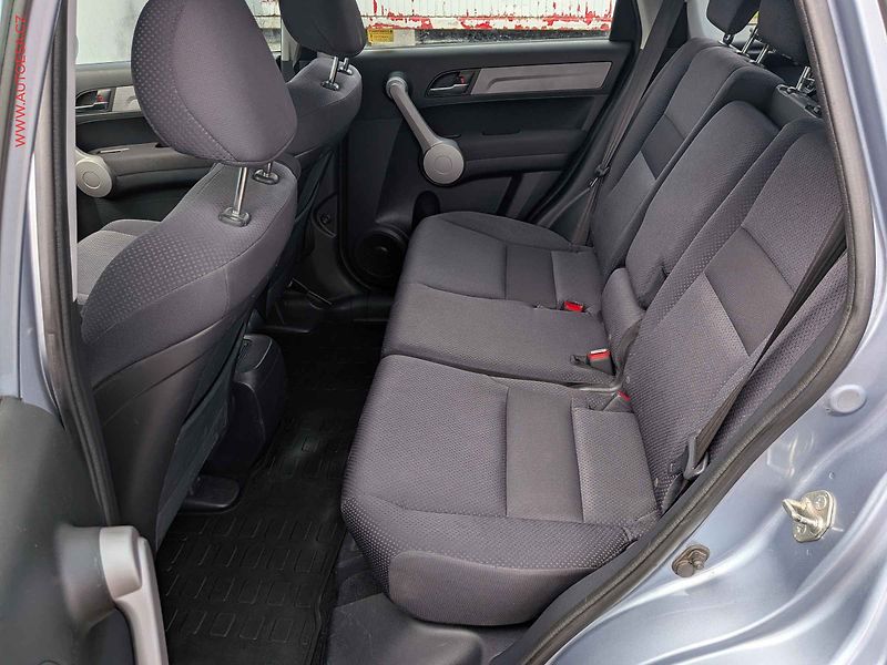 Honda CR-V (2007) 2.0i-VTEC 4x4, ČR, AT, park - fotka 10 z 15