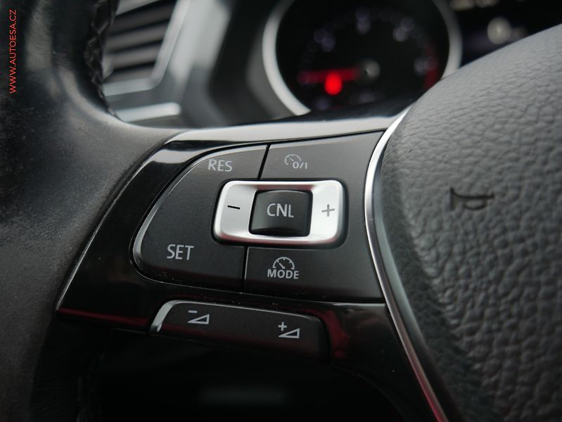 Volkswagen Tiguan (2016) 2.0 TDi 4x4, 2.maj,ČR, DSG - fotka 18 z 22