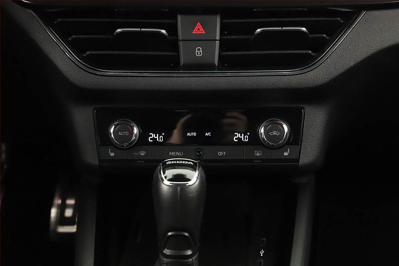 Škoda Scala (2019) 1.5 TSI - fotka 14 z 20