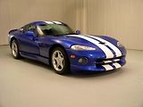Dodge Viper GTS.