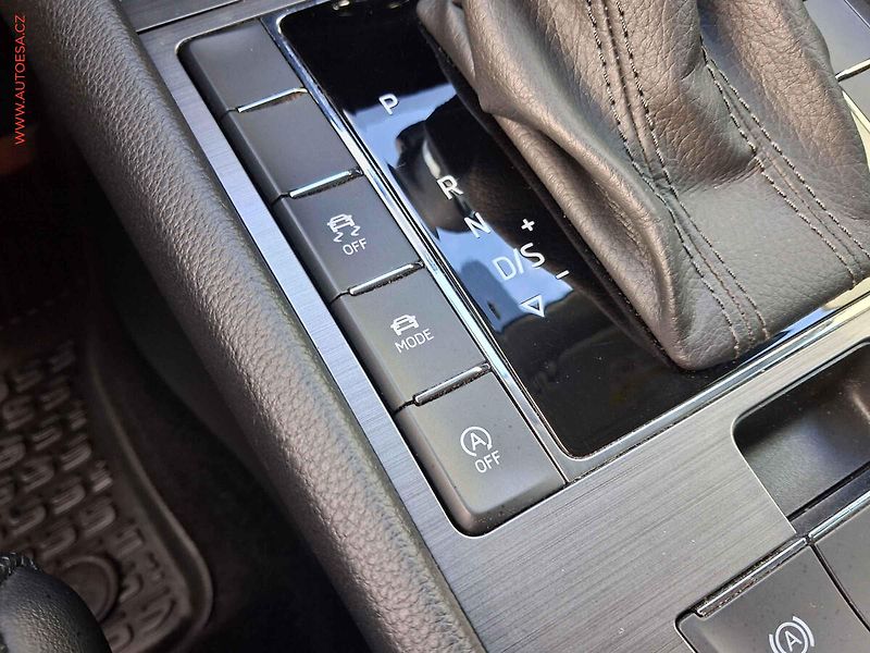 Škoda Superb (2019) 2.0 TSi 4x4, 2.maj,ČR, DSG - fotka 17 z 22