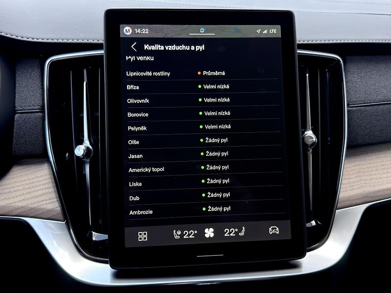 Volvo XC90 B5 AWD PLUS BRIGHT // 7M +kola - fotka 50 z 52