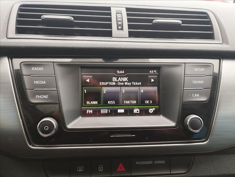 Škoda Fabia 1,2 TSi 66KW 100%KM - fotka 12 z 19