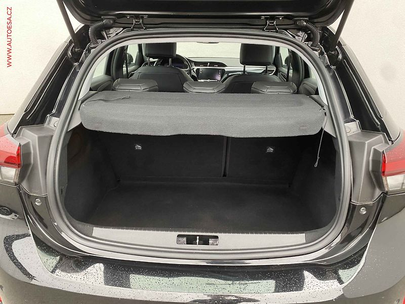 Opel Corsa (2021) 1.2T, Elegance, AT, navi - fotka 7 z 20