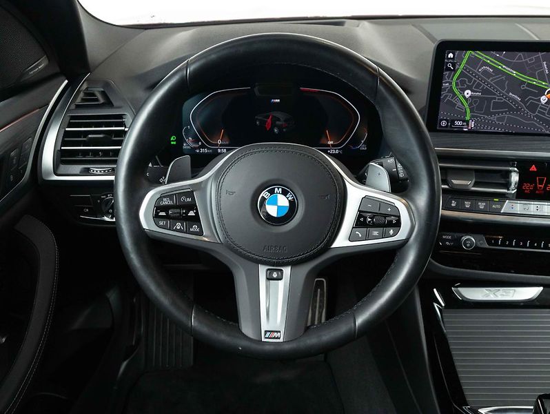 BMW X3 xDrive30d - fotka 13 z 22