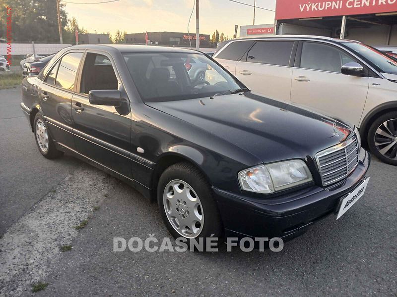 Mercedes-Benz Třídy C (1998) 2.0i, ČR - fotka 1 z 3