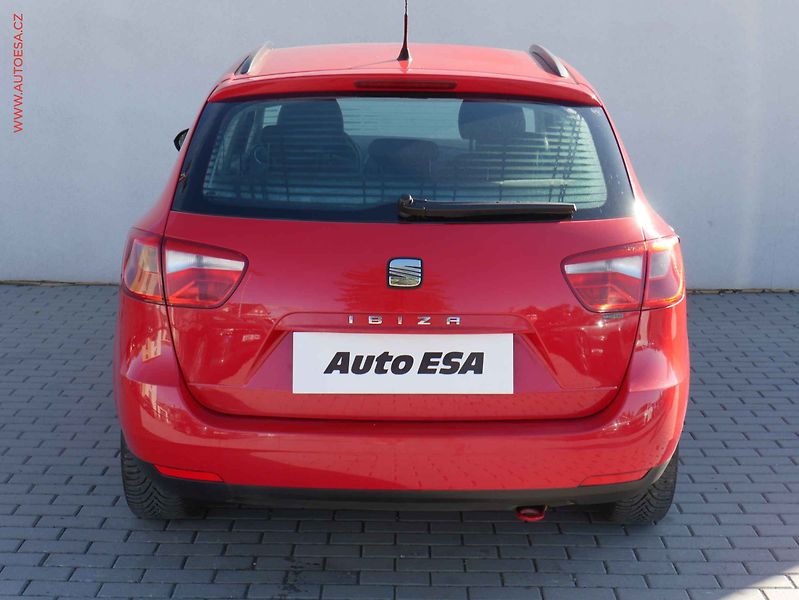 Seat Ibiza (2012) 1.4i, ČR, AC, STK8/28 - fotka 5 z 16