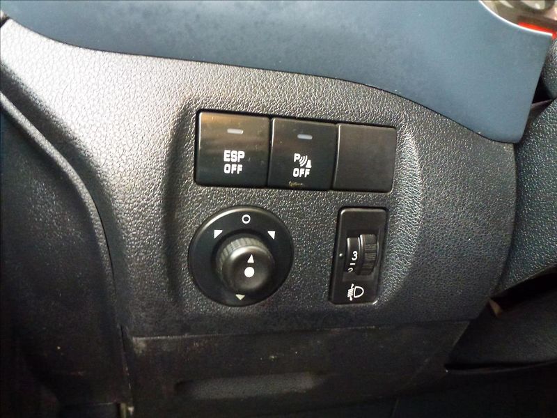 Peugeot Partner Tepee 1,6 TeePee HDI 92 k Active - fotka 33 z 44