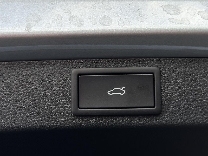 Škoda Karoq 1.5TSi DSG 150PS Sportline Mat - fotka 42 z 46