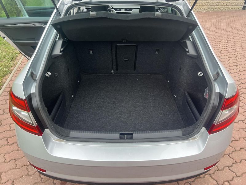 Škoda Octavia 1.5TSI 110KW,STYLE,DSG,ALU,DPH - fotka 17 z 43