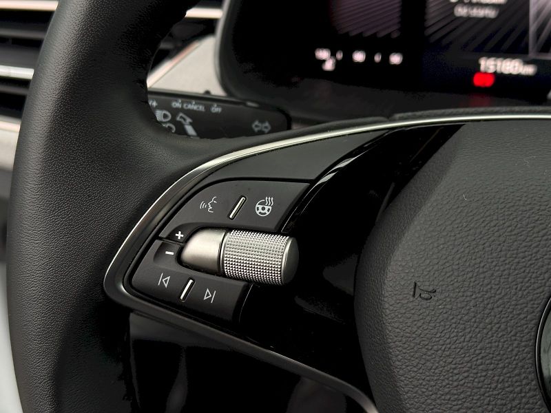 Škoda Kamiq (2024) 1.5 TSI 110 kW TopSelection - fotka 12 z 21