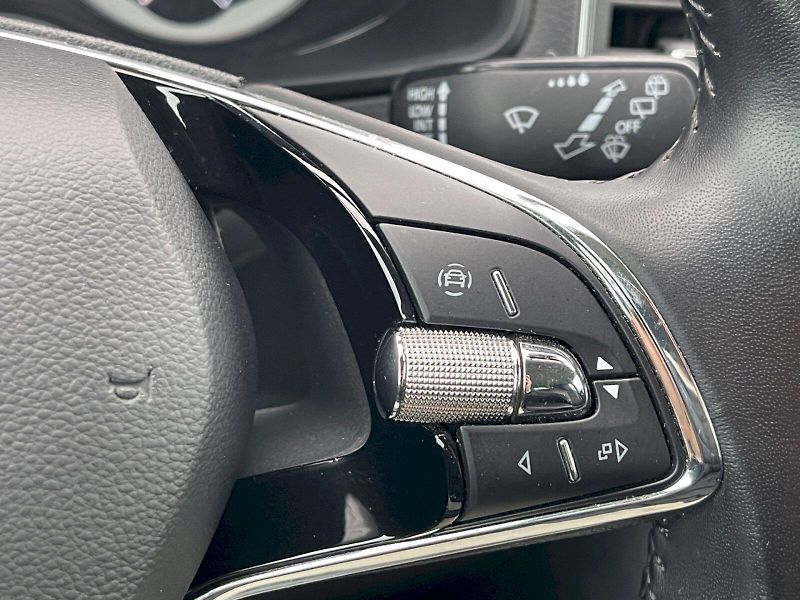 Škoda Karoq (2021) 1.5 TSI 110 kW Style Plus - fotka 11 z 34