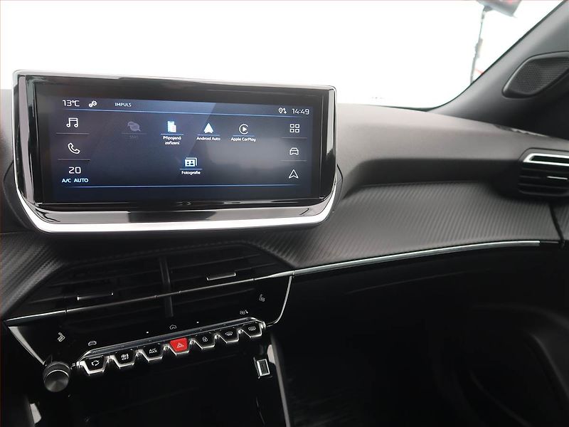 Peugeot 2008 (2025) Style 1.2 PureTech - fotka 12 z 16