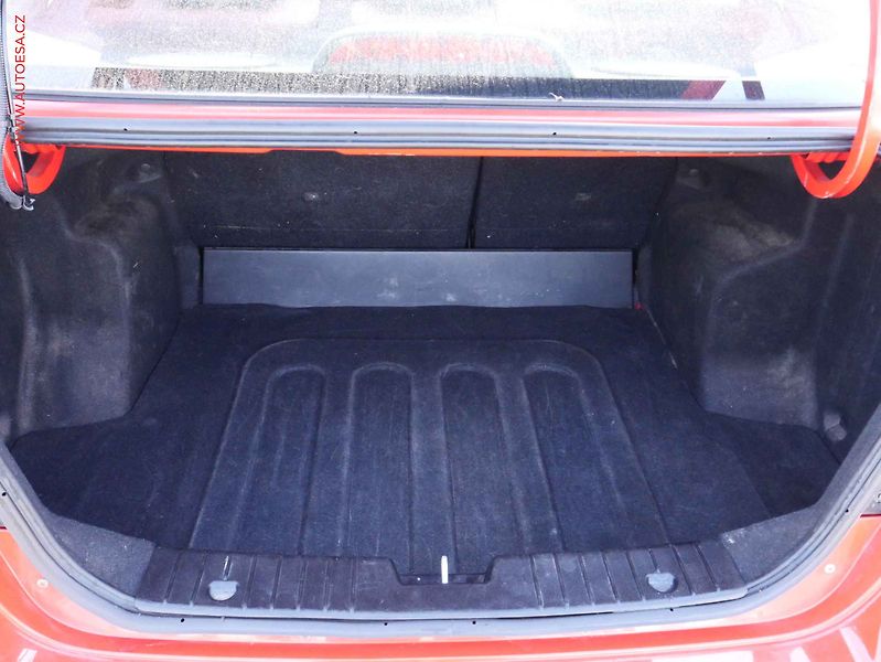 Chevrolet Aveo (2009) 1.2i, ČR, TZ, STK5/28, ČR - fotka 7 z 15