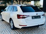 Škoda Superb 2.0TDI 1MAJITEL TAŽNÉ SERVISKA - náhled 16