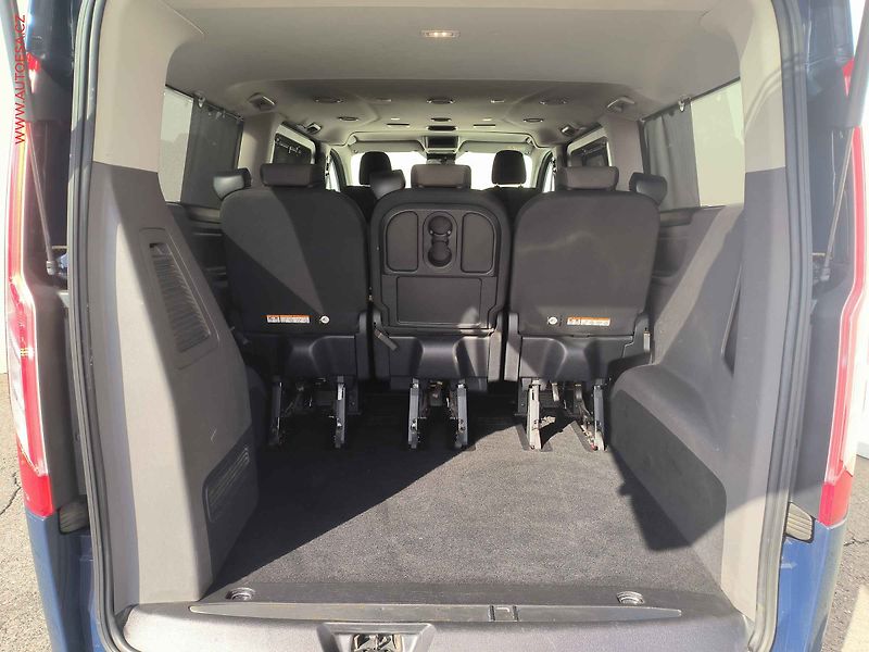 Ford Tourneo Custom (2019) 2.0TDCi L2, 136kW, navi, - fotka 7 z 28