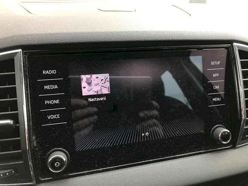 Škoda Karoq (2019) AMBITION TSI 1.5-110KW 6MP - fotka 21 z 24