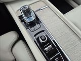 Volvo XC60 2,0 B5 AWD benzin Inscription - náhled 15