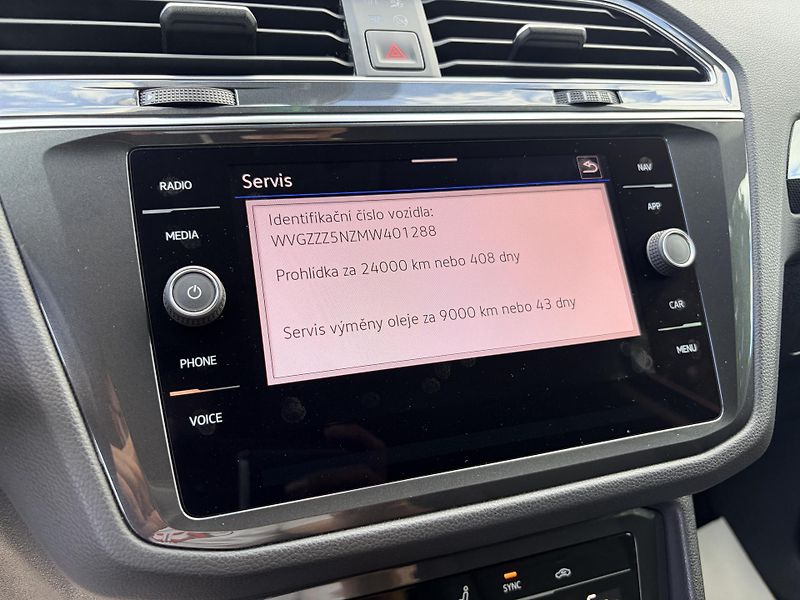Volkswagen Tiguan 1.4TSI eHYBRID DSG MATRIX  - fotka 46 z 67