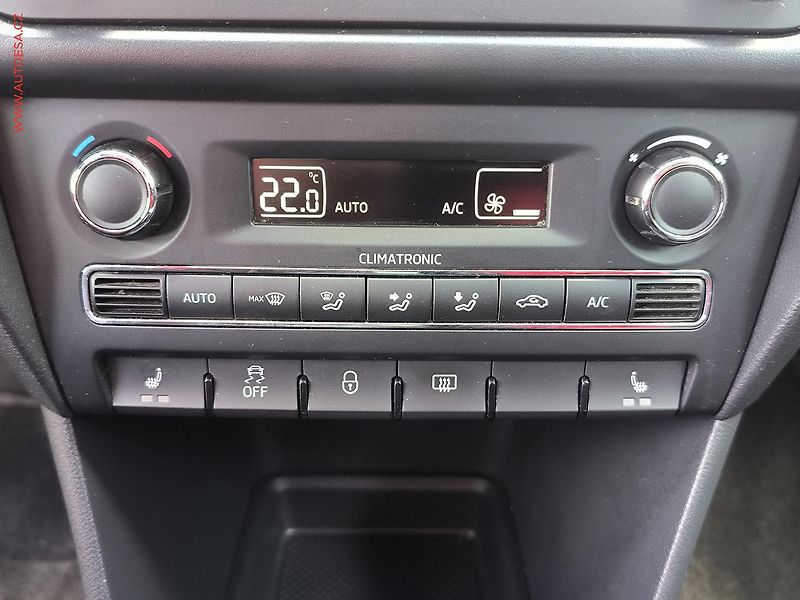 Škoda Rapid (2013) 1.2 TSi, Ambition, park. - fotka 12 z 16