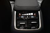Volvo XC90 (2026) 2,0 T8  Plus Dark - náhled 30