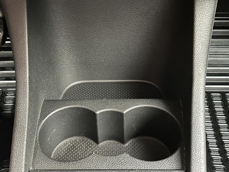 Škoda Roomster 1.6 V Comfort - fotka 16 z 25