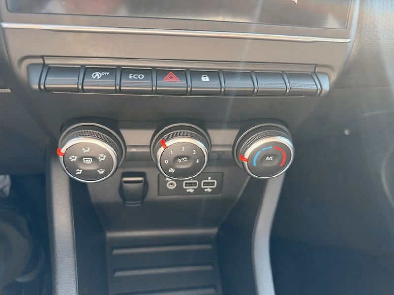 Renault Clio (2022) TCe 100 Zen LPG - fotka 23 z 26