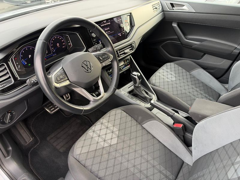 Volkswagen Taigo (2022) 1.5 TSI R-line DSG - fotka 9 z 22
